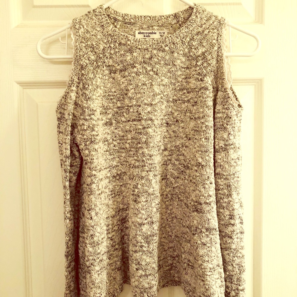 Abercrombie cold shoulder girls sweater size 11/12